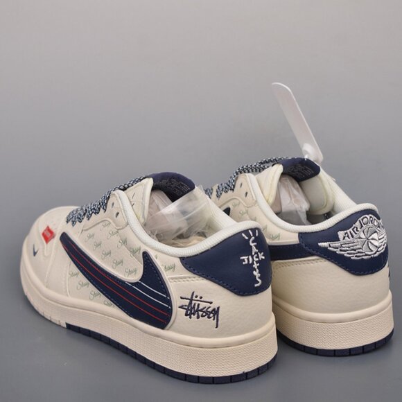Fragment x Travis Scott x Stussy Sneaker - Picture 3 of 9